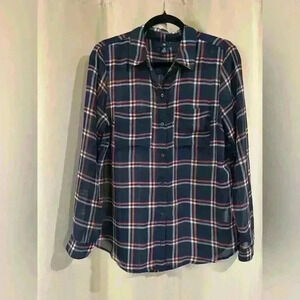 Women’s Plaid Gap Button Down